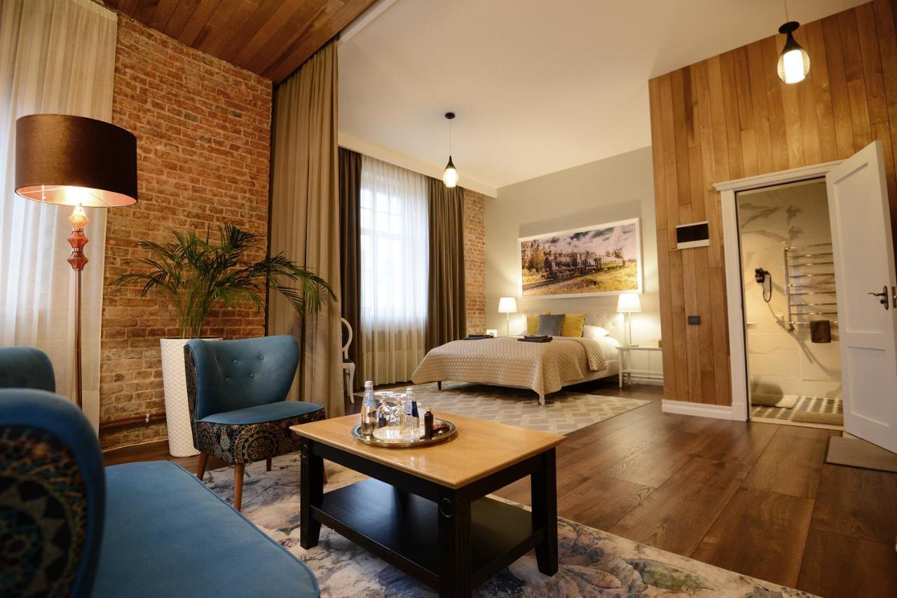 Bahnhofs Hotel อาลูคเซน์ ภายนอก รูปภาพ