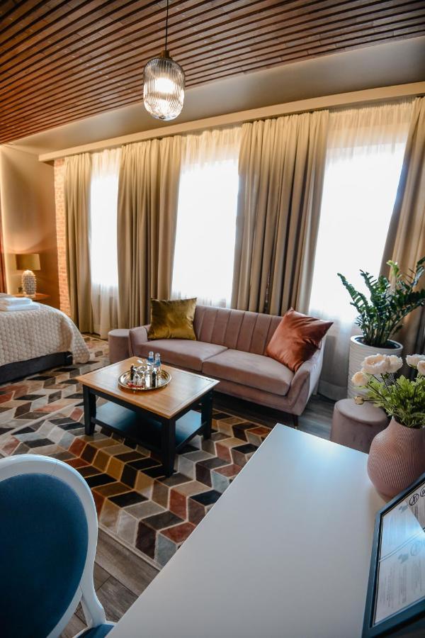 Bahnhofs Hotel อาลูคเซน์ ภายนอก รูปภาพ
