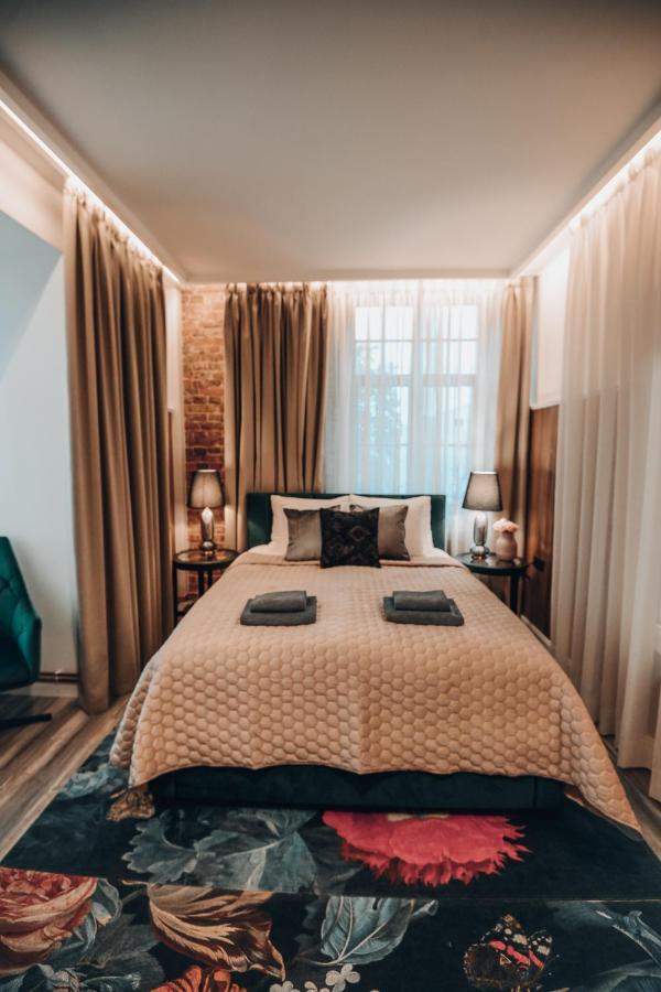 Bahnhofs Hotel อาลูคเซน์ ภายนอก รูปภาพ