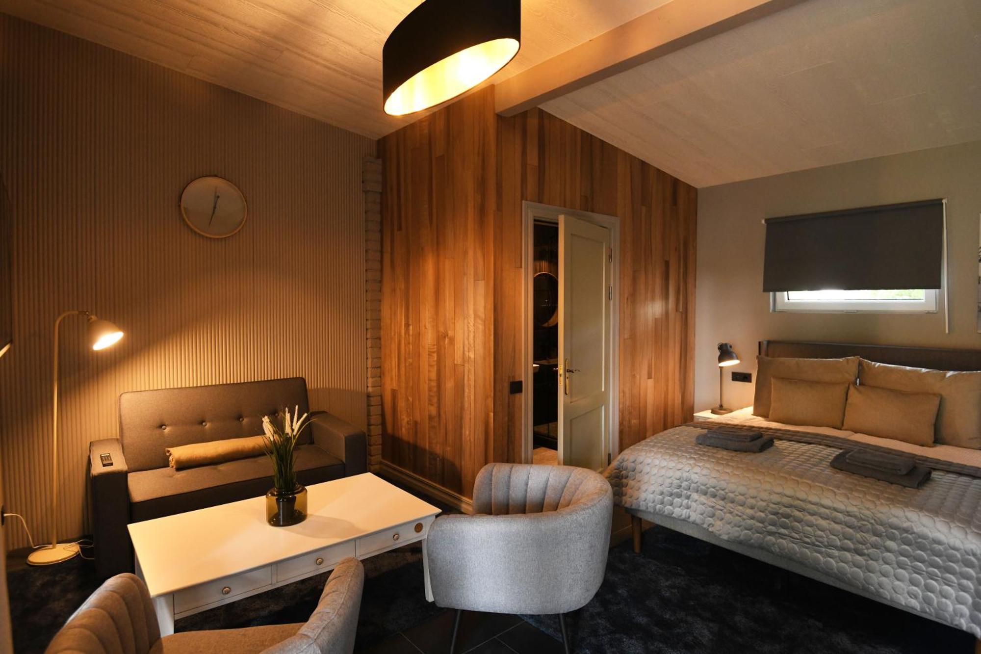 Bahnhofs Hotel อาลูคเซน์ ภายนอก รูปภาพ